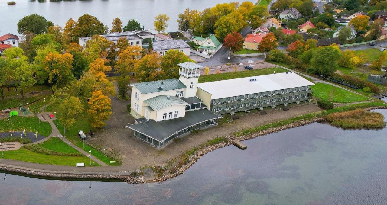 Hotel Promenaadi Haapsalu Exterior photo